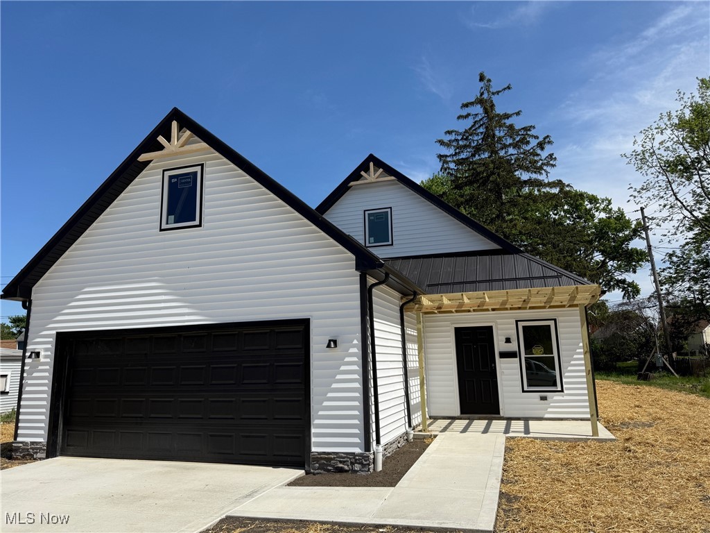 17761 Shurmer Road Strongsville OH 44136