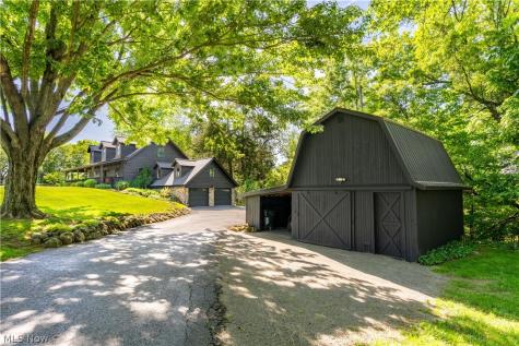 3680 Diamond Street NE Canton OH 44721