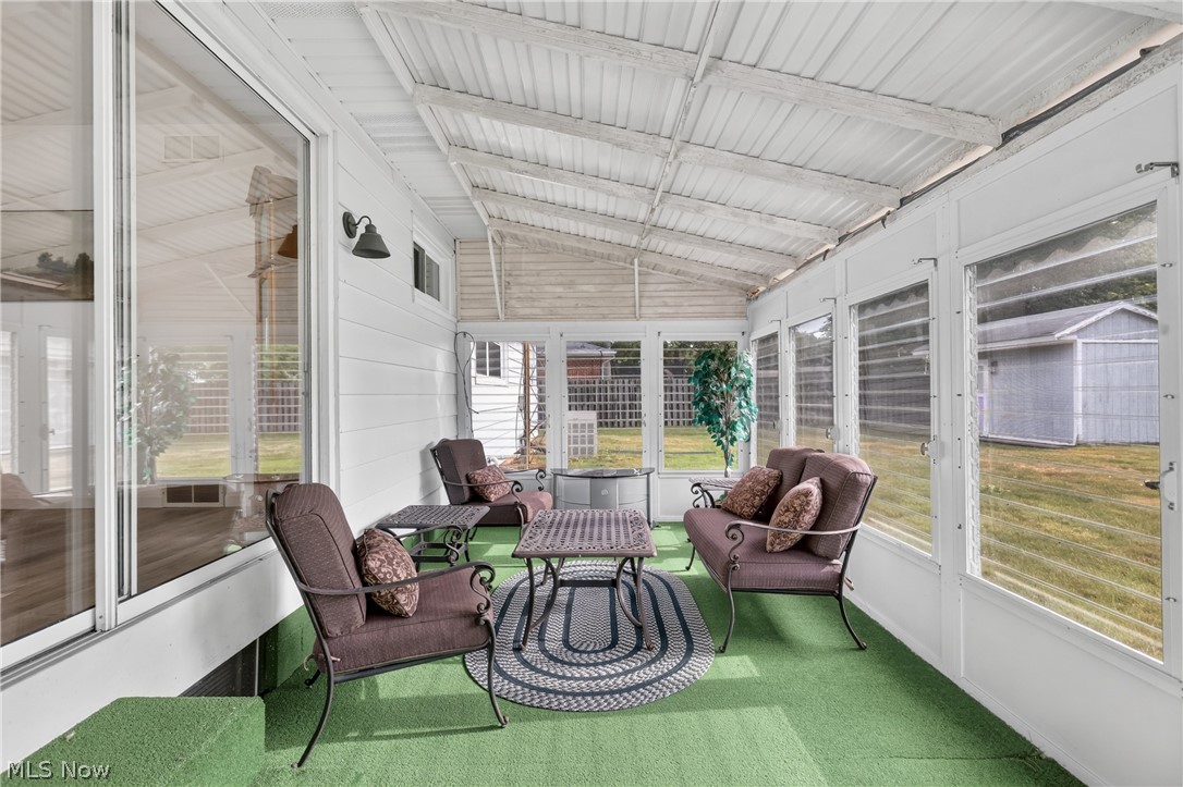 483 Charles Avenue Cortland OH 44410
