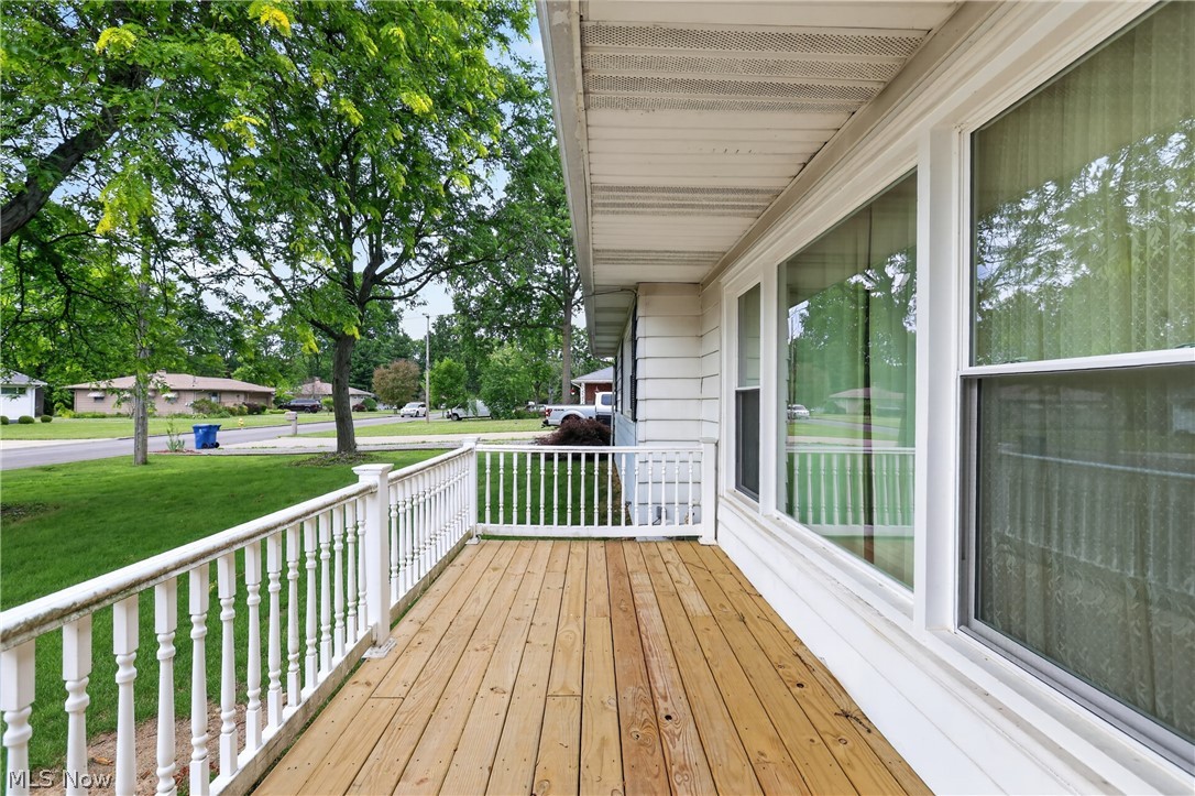 483 Charles Avenue Cortland OH 44410