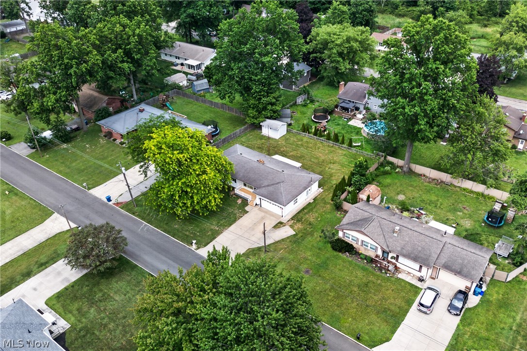 483 Charles Avenue Cortland OH 44410