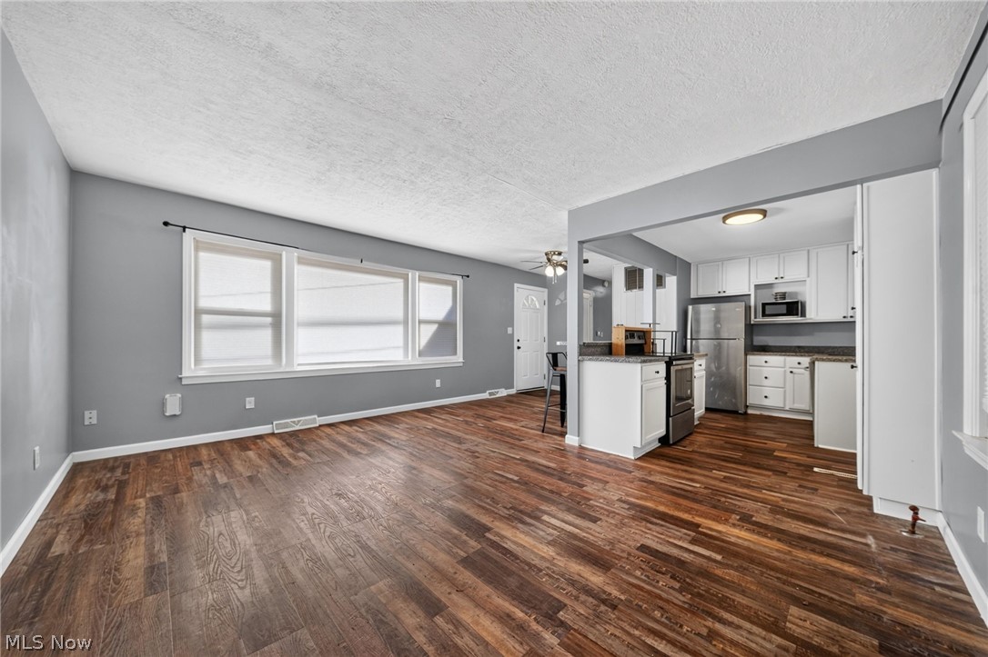 2151 Walter Main Road Geneva OH 44041