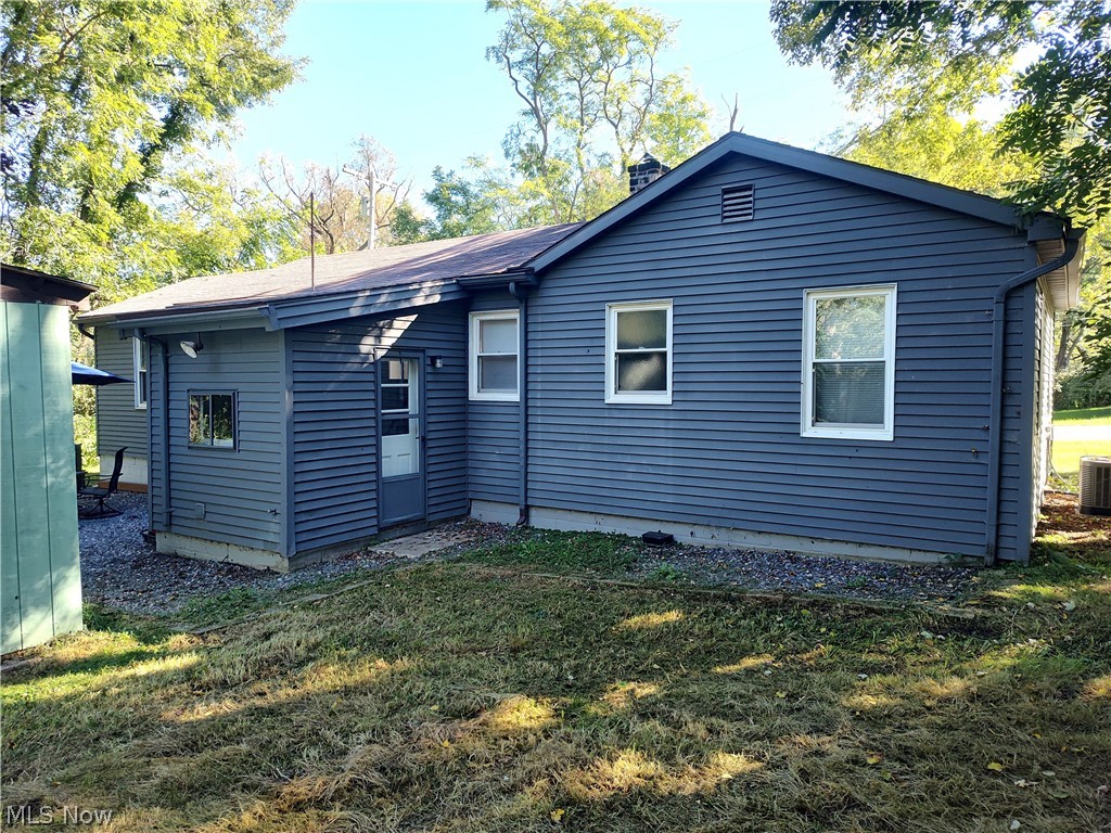 2151 Walter Main Road Geneva OH 44041