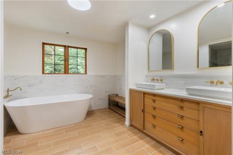 804 Overridge Avenue SE North Canton OH 44720