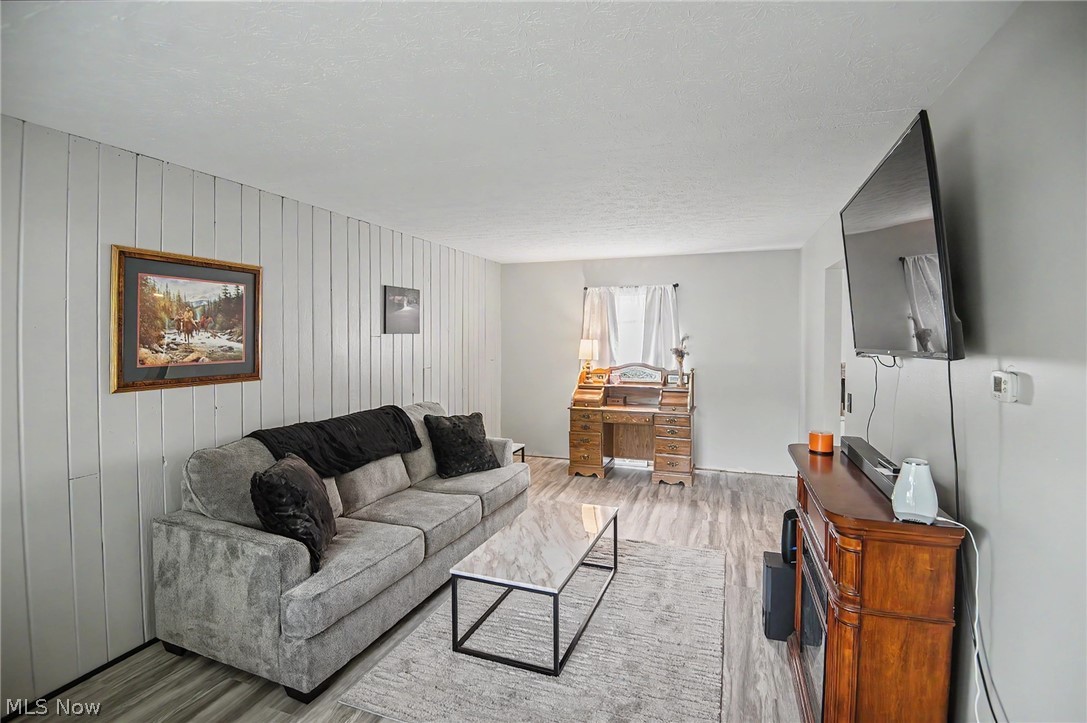120 Winter Lane Cortland OH 44410