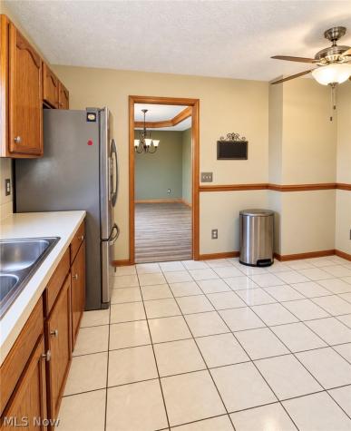204 Finch Drive Elyria OH 44035