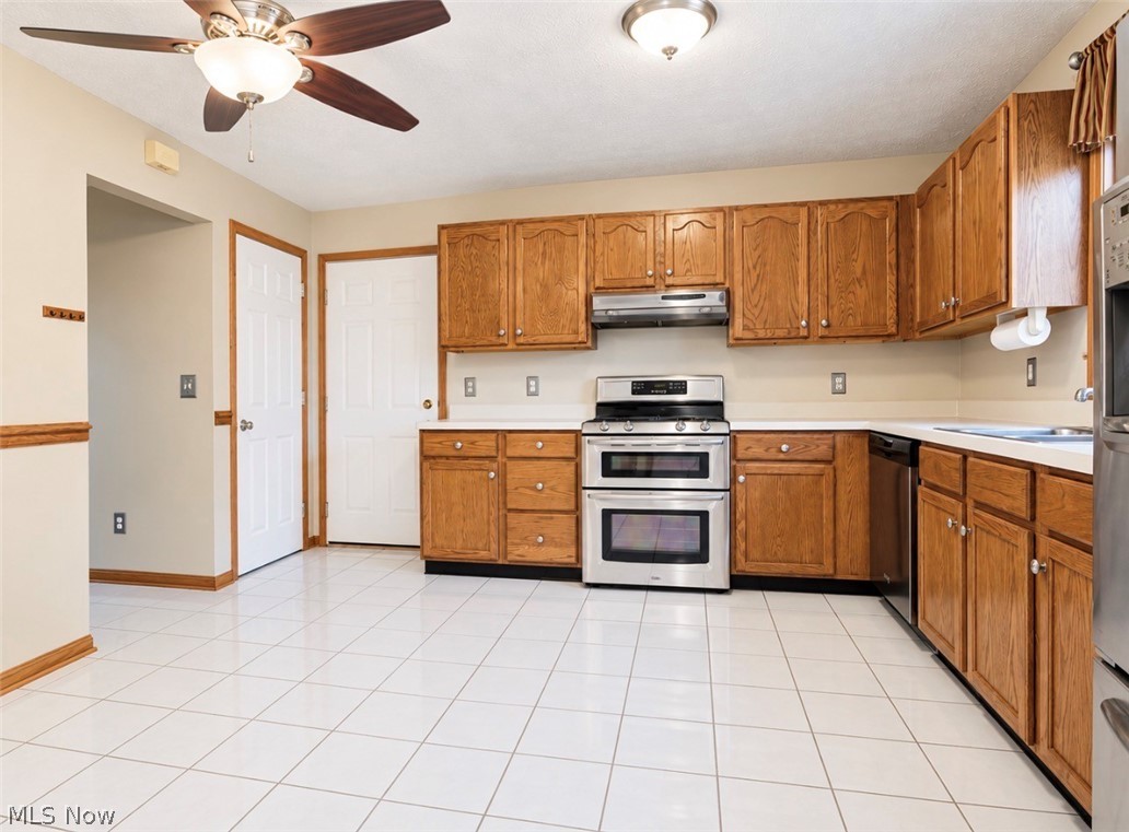 204 Finch Drive Elyria OH 44035