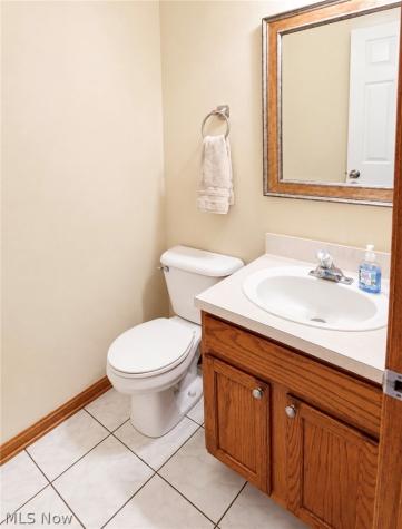 204 Finch Drive Elyria OH 44035