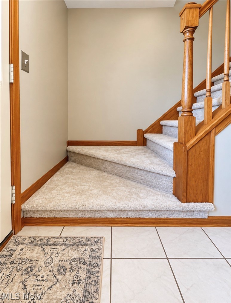 204 Finch Drive Elyria OH 44035