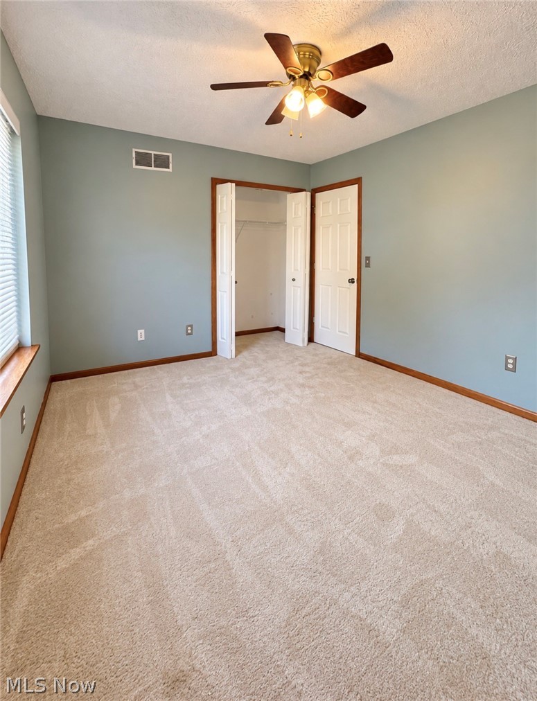 204 Finch Drive Elyria OH 44035