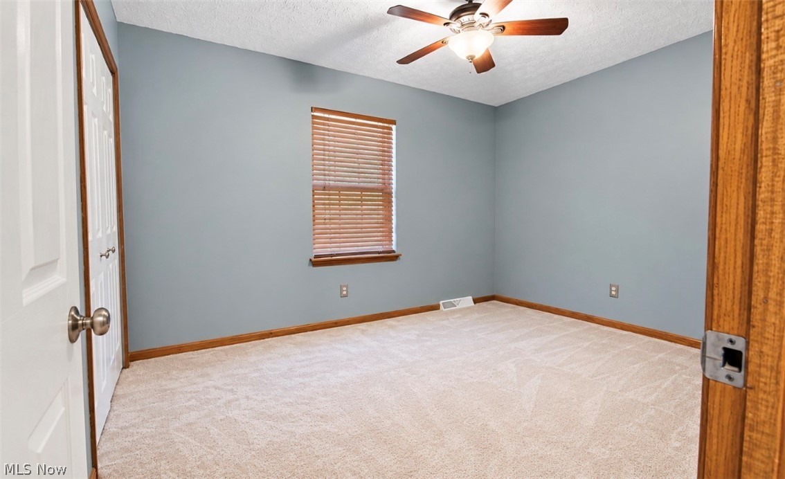 204 Finch Drive Elyria OH 44035