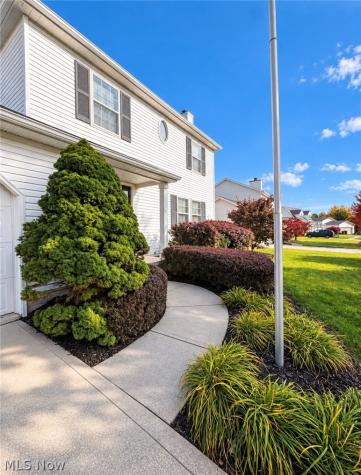 204 Finch Drive Elyria OH 44035