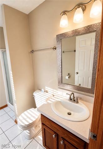 204 Finch Drive Elyria OH 44035