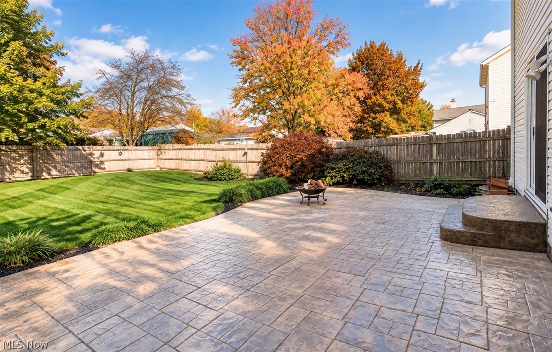204 Finch Drive Elyria OH 44035