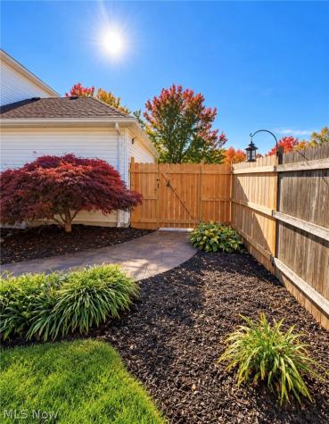 204 Finch Drive Elyria OH 44035