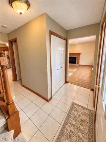 204 Finch Drive Elyria OH 44035