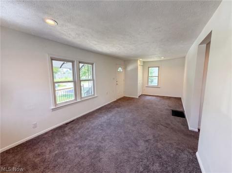 736 Bettes Avenue Akron OH 44310