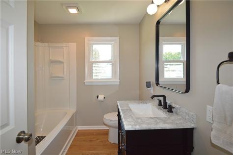 6231 Meadowbrook Drive Mentor OH 44060