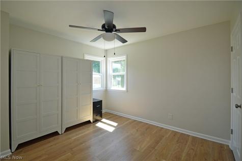6231 Meadowbrook Drive Mentor OH 44060