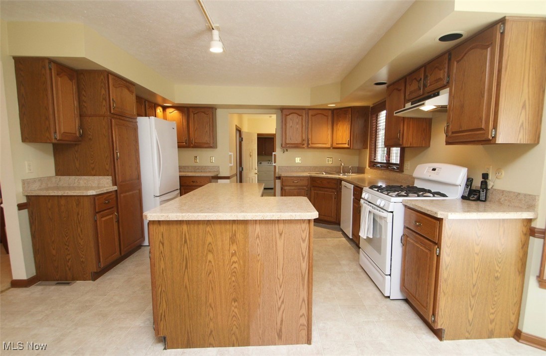 496 Miner Road Highland Heights OH 44143