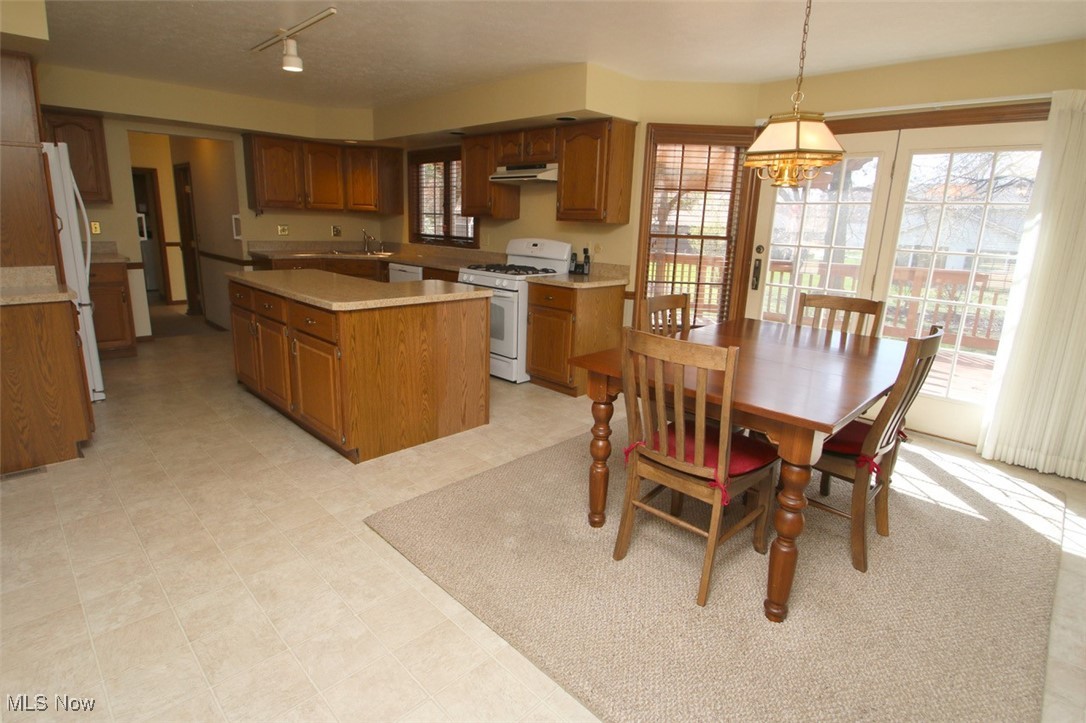 496 Miner Road Highland Heights OH 44143