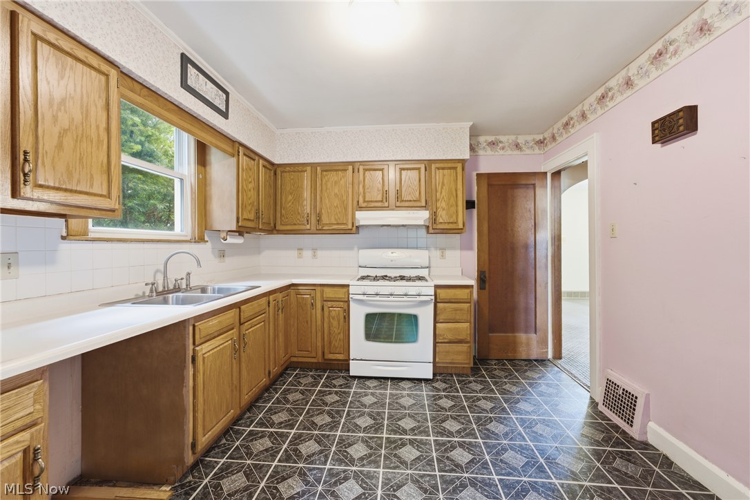 350 Wabash N Brewster OH 44613