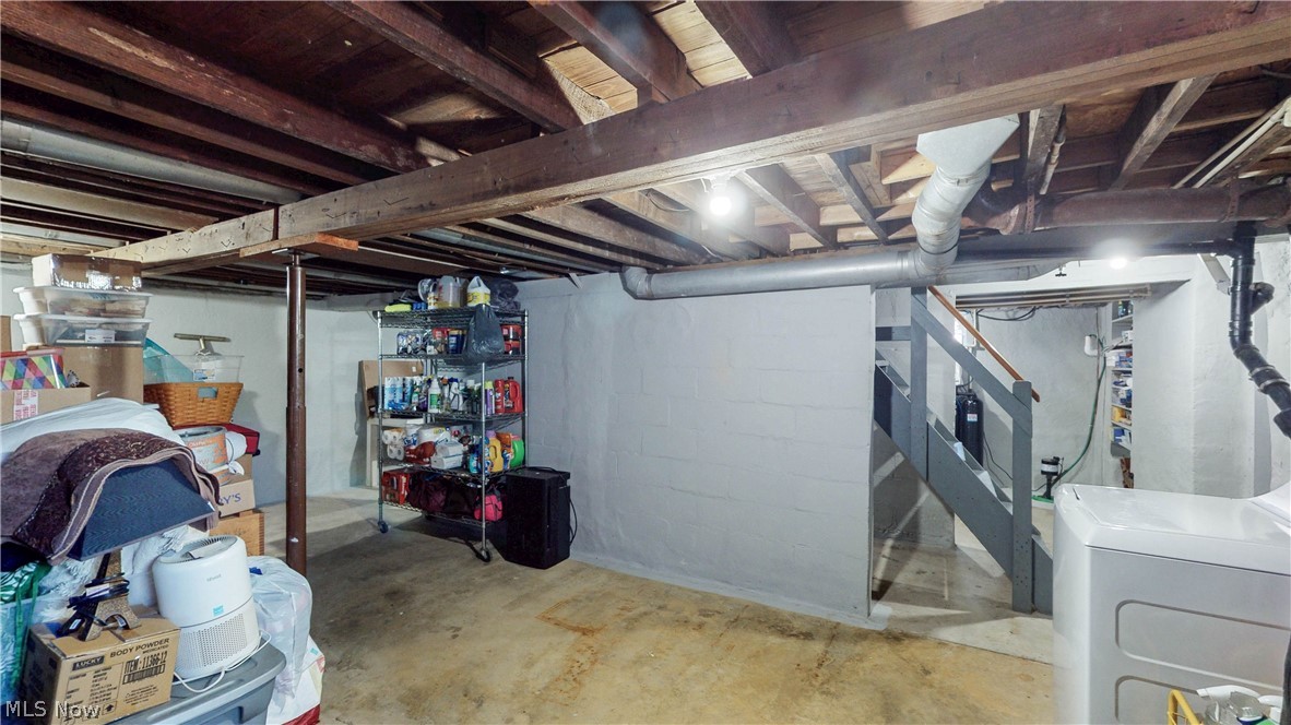 7299 State Route 303 Windham OH 44288