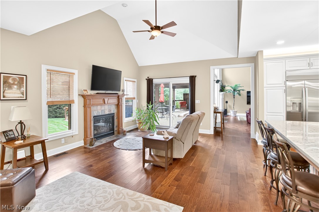 2307 Angela Vista Drive Hinckley OH 44233
