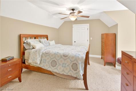 2307 Angela Vista Drive Hinckley OH 44233