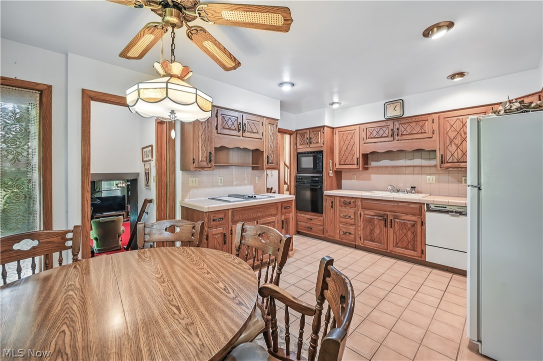 2717 Niles Vienna Road Niles OH 44446