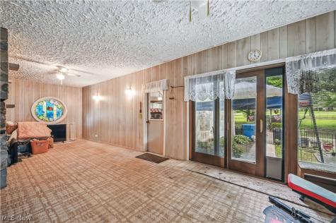 2717 Niles Vienna Road Niles OH 44446