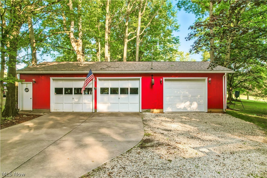2717 Niles Vienna Road Niles OH 44446