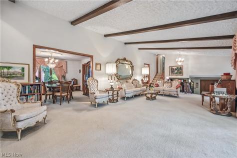 2717 Niles Vienna Road Niles OH 44446