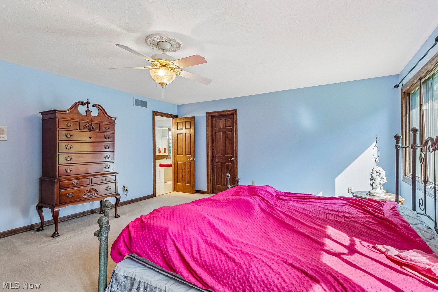 4700 Barnsleigh Drive Akron OH 44333