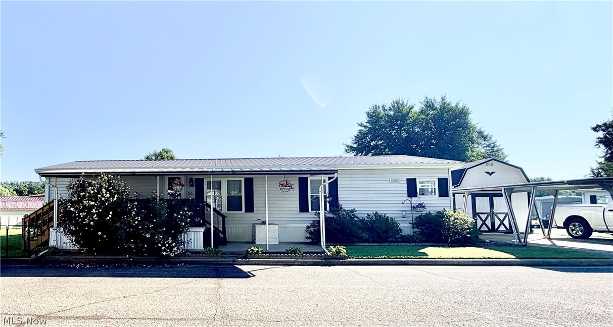 500 Compass Circle SE New Philadelphia OH 44663