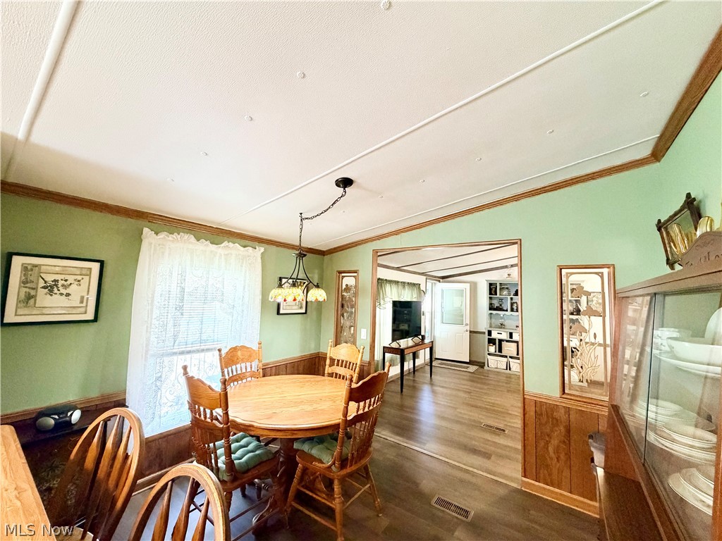 500 Compass Circle SE New Philadelphia OH 44663