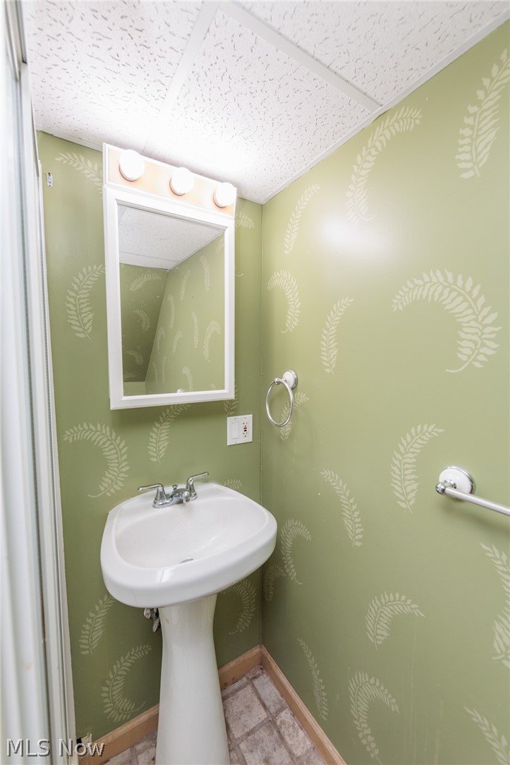 3878 W 133rd Street Cleveland OH 44111