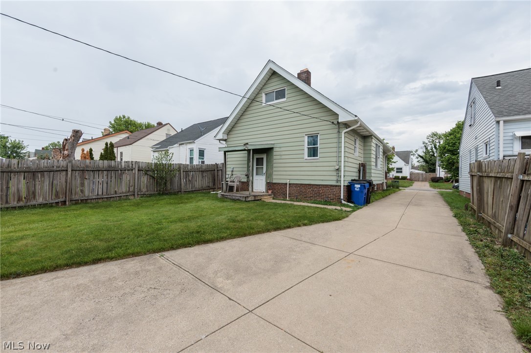 3878 W 133rd Street Cleveland OH 44111