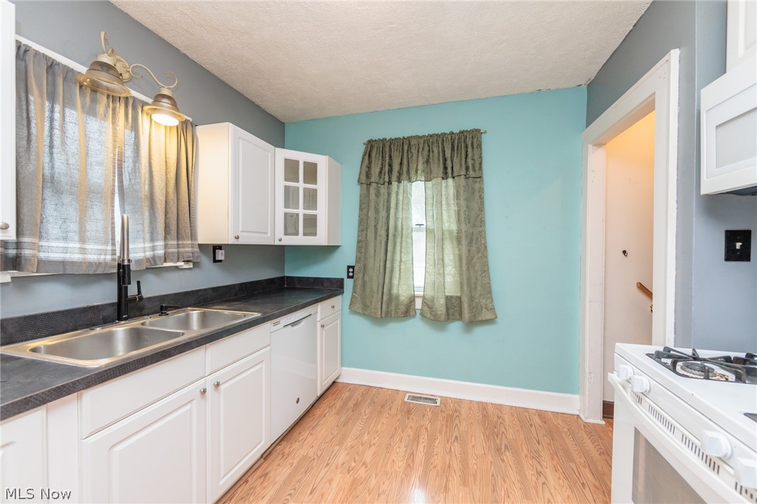 3878 W 133rd Street Cleveland OH 44111