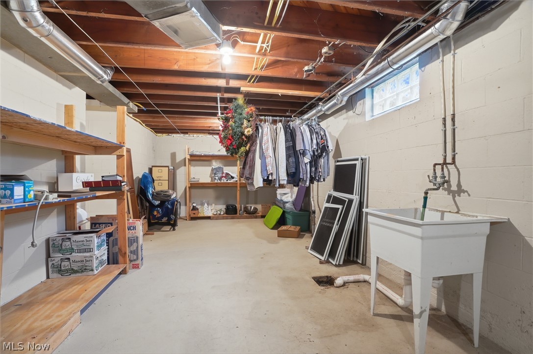 359 Walnut Street Leetonia OH 44431