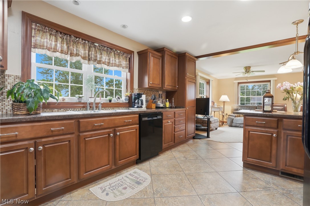359 Walnut Street Leetonia OH 44431