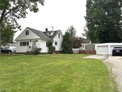 20661 Belvidere Avenue Fairview Park OH 44126