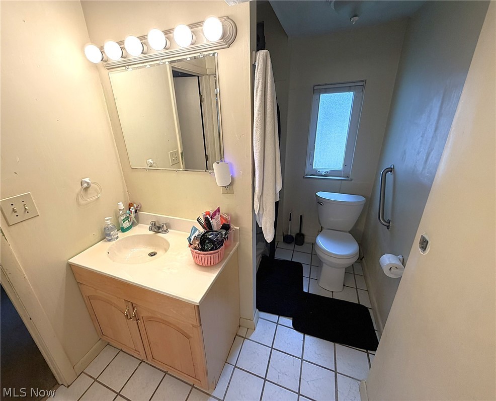 20661 Belvidere Avenue Fairview Park OH 44126