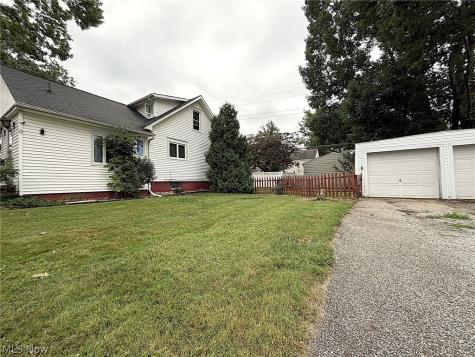 20661 Belvidere Avenue Fairview Park OH 44126