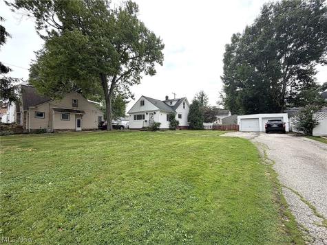 20661 Belvidere Avenue Fairview Park OH 44126