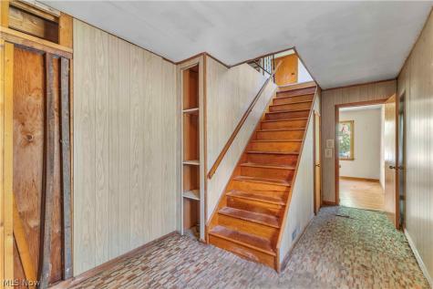 36913 Chestnut Ridge Road Lorain OH 44035