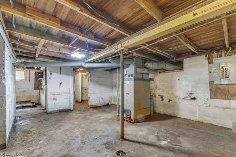 36913 Chestnut Ridge Road Lorain OH 44035