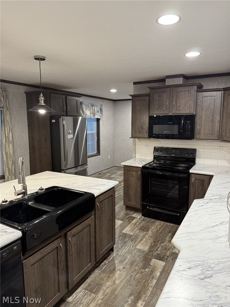 80 Zero Street Coshocton OH 43812