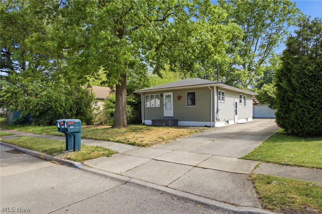 1585 Norledge Road Akron OH 44305