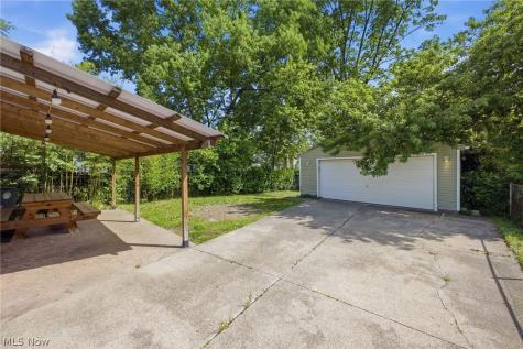1585 Norledge Road Akron OH 44305